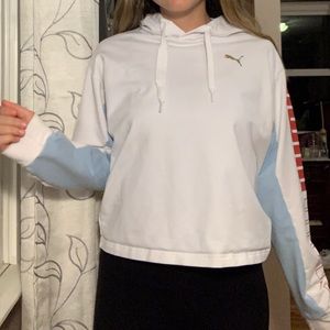 puma cropped hoodie